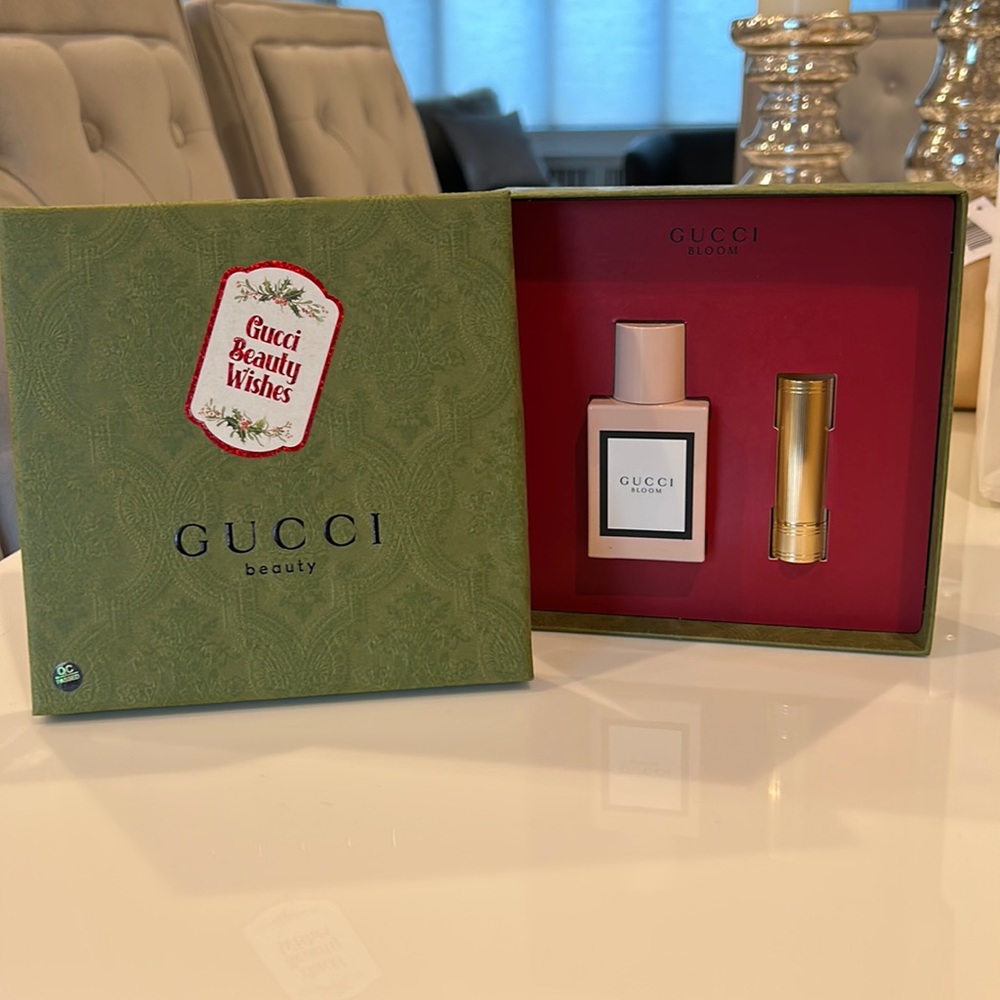 Gucci Bloom & Lipstick Giftbox